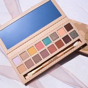 Kylie Cosmetics Vacation Eyeshadow Palette